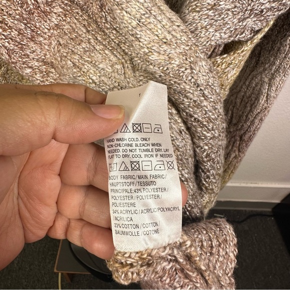 Attitudes by Renee | Women's V-Neck Sweater in Brown and Cream - Picture 4 of 5